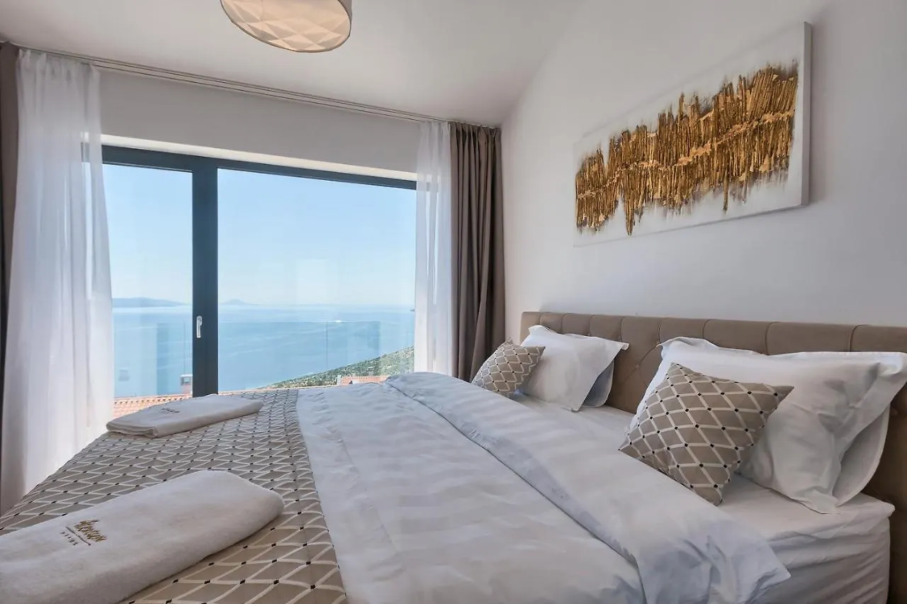 Villa Ateneum With Sea View, Jacuzzi And Infinity Pool Labin  Croacia
